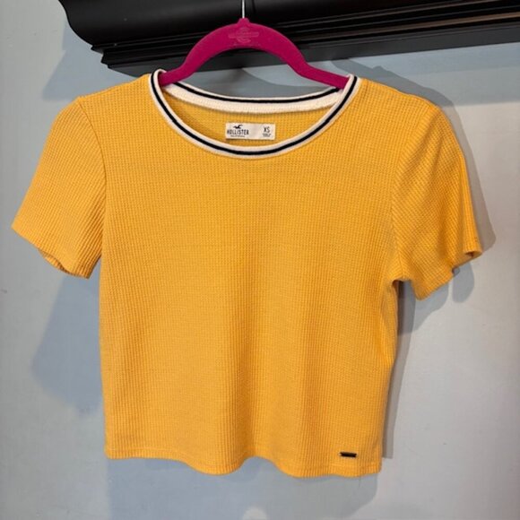 XS HOLLISTER YELLOW WAFFLE KNIT CROP TOP‎ - Picture 1 of 8